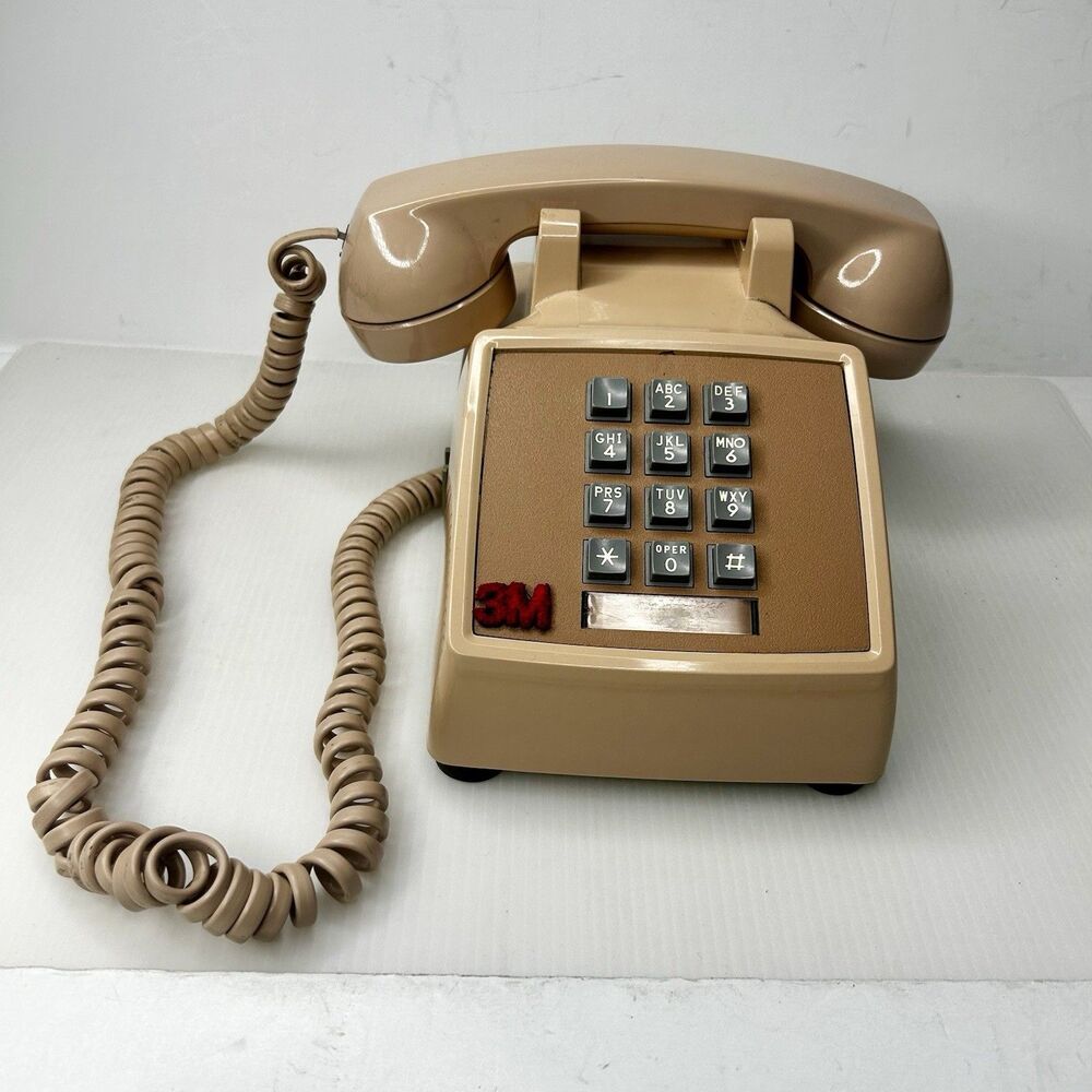 Vintage 80s Desk Phone w/Volume Control Not Tested.B73